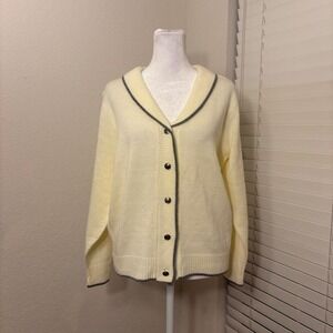 Vintage 80s bedford fair size M cream cardigan with preppy buttons and gray trim